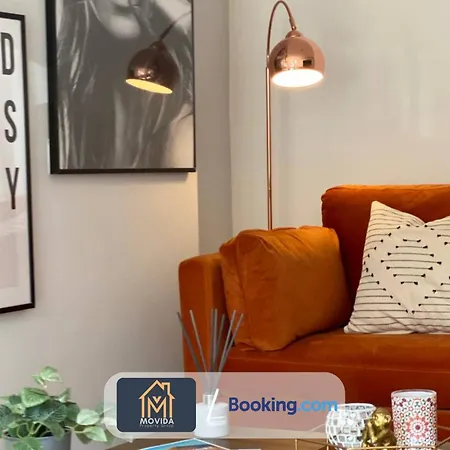 Stylish Town Centre By Movida Apartment *