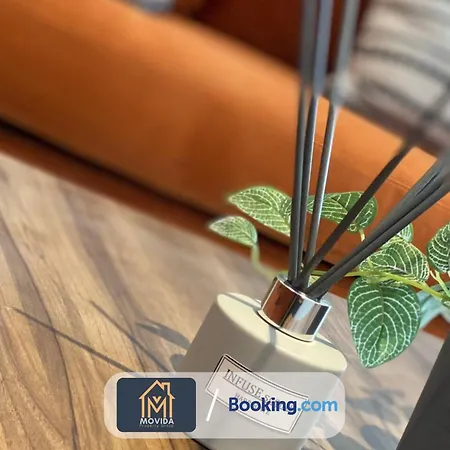 Stylish Two Bed Town Centre By Movida Group Short Lets & Serviced With Parking Appartamento Harrogate